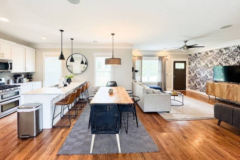 interior nashville vacation rental liging and kitchen